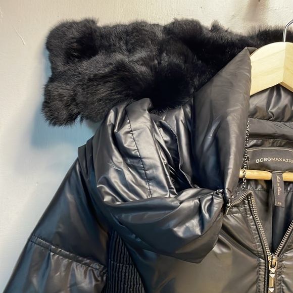 BCBGMaxazria Beautiful Black Puffer Knee Length Coat Removable Fur -XS- #0044 - Picture 9 of 16